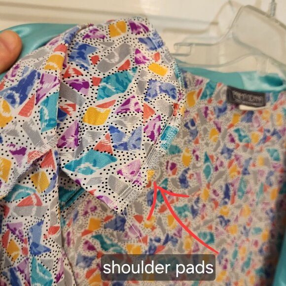 Vintage Satin Robe Funky Abstract Pattern 80s 90s Retro Themed Lightweight XL 1X - Picture 9 of 9